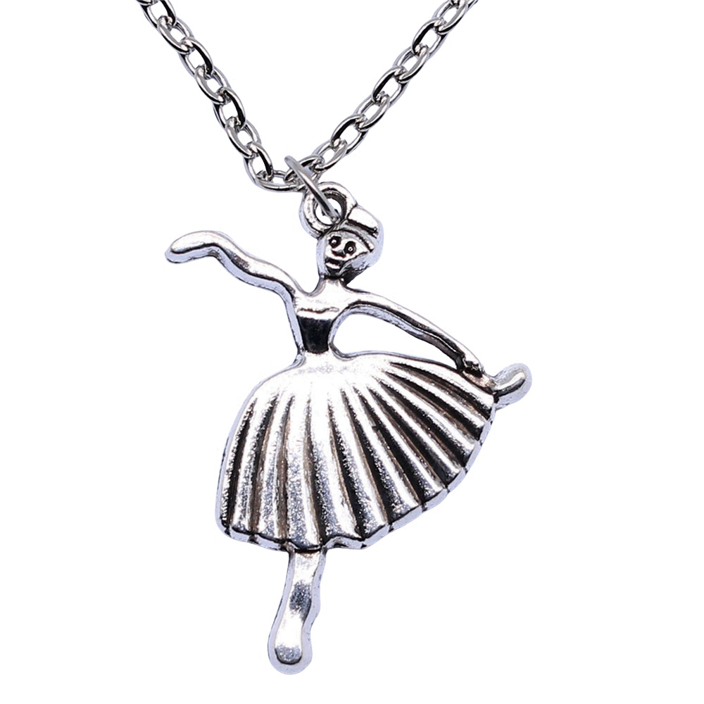 Necklaces & Pendants 2025 Tren - Vintage Fashion Trends 2025 recension och pris
