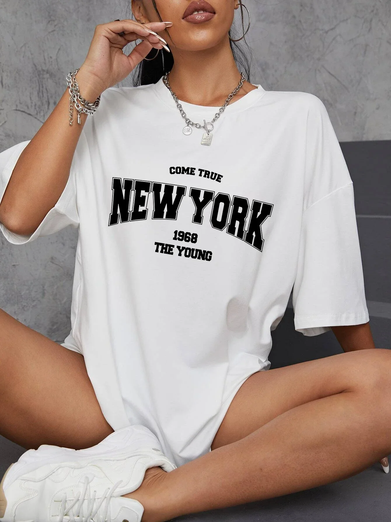 Vintage 1968 New York Graphic  - Vintage Fashion New York recension och pris