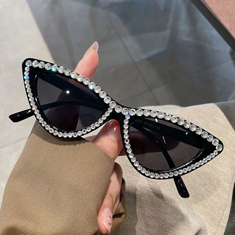 Vintage Luxury Cat Eye Sunglas - Vintage Fashion Brands recension och pris