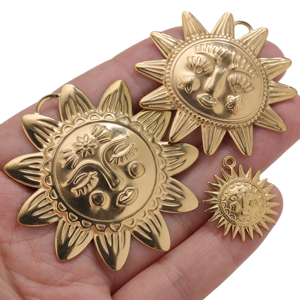 5pcs PVD Gold Charms Stainless - Vintage Urban Fashion recension och pris