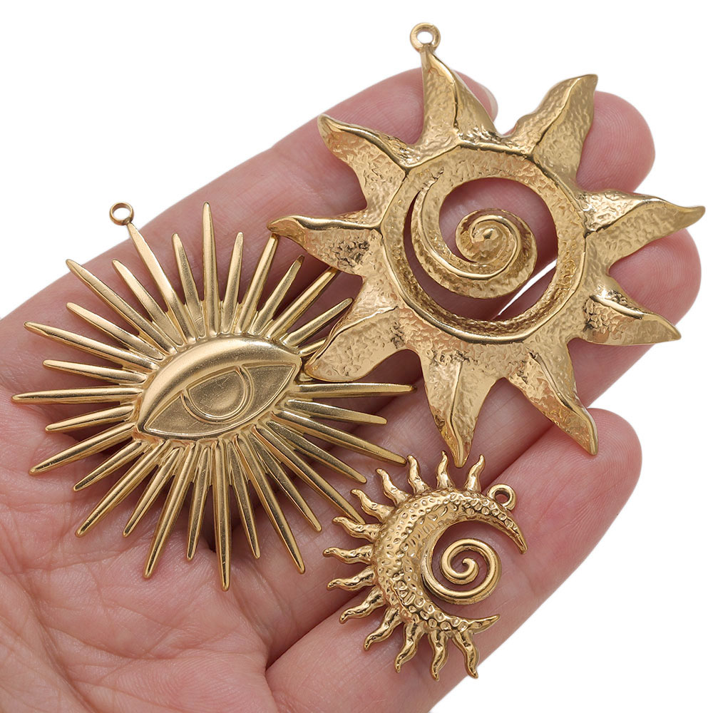 5pcs PVD Gold Charms Stainless - Vintage Urban Fashion recension och pris