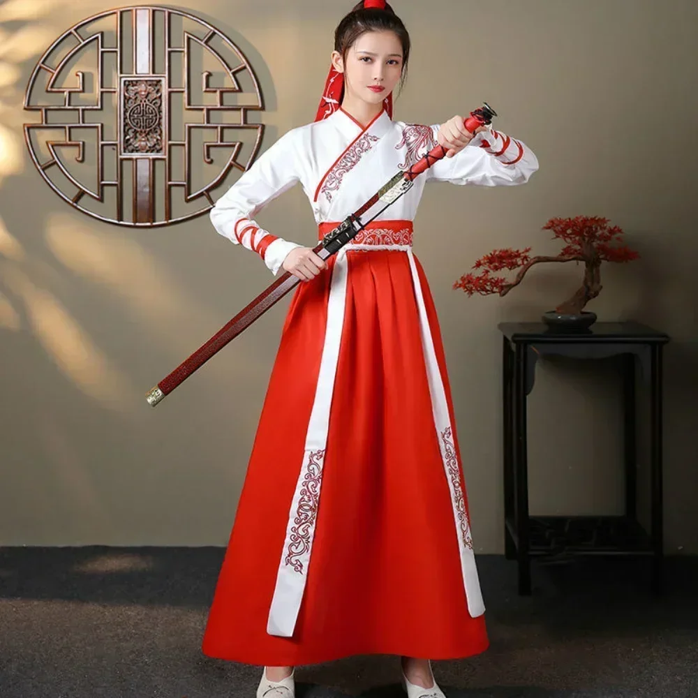 Modern Hanfu Women Top Skirt 2 - Vintage Fashion In Chinese recension och pris
