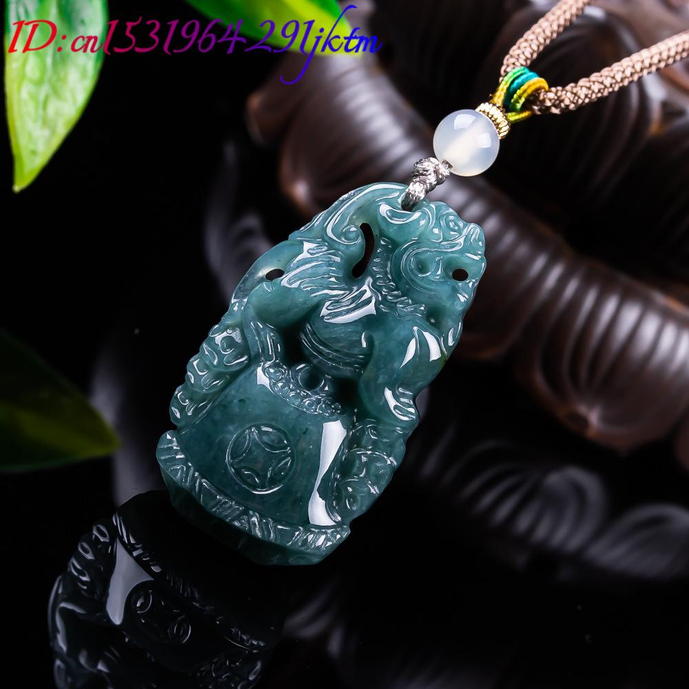 Burmese Jadeite Pixiu Pendant  - Vintage Fashion Designer recension och pris