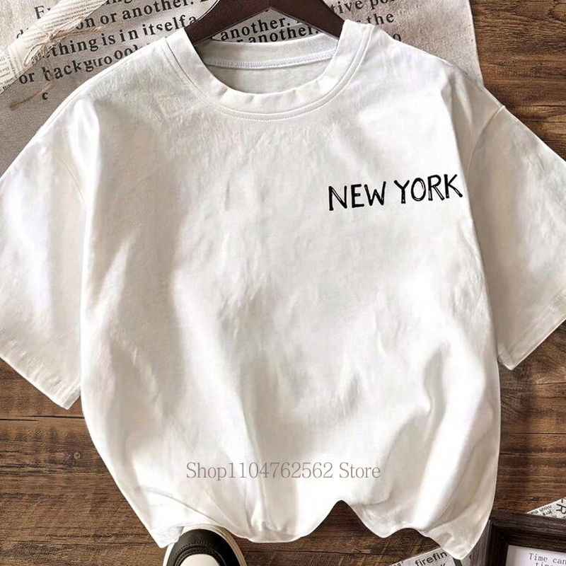 New York City Pattern Print T- - Vintage Fashion New York recension och pris