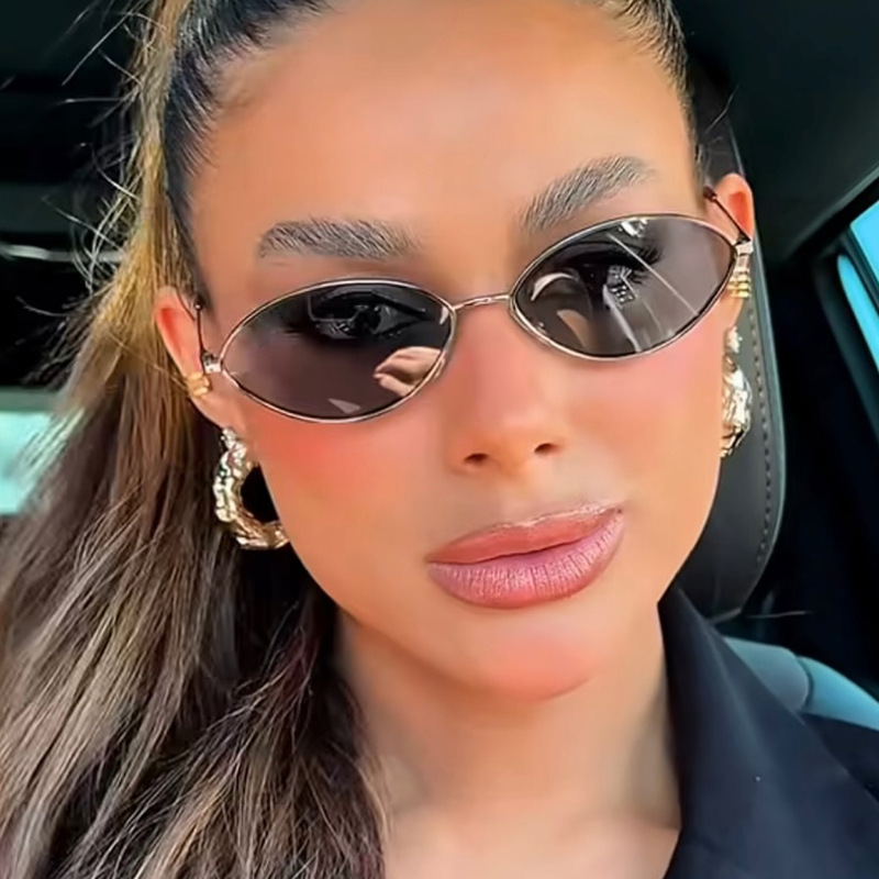 Retro Cat Eye Woman Sunglasses - Vintage Fashion Brands recension och pris