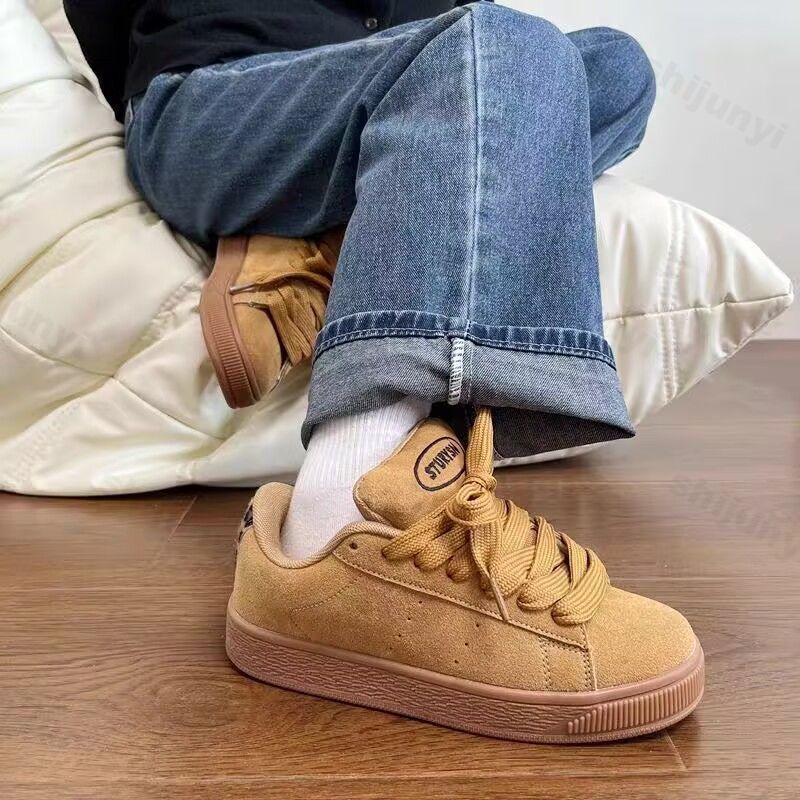 Couple's Sneakers 2025 Autumn  - Vintage Fashion Trends 2025 recension och pris